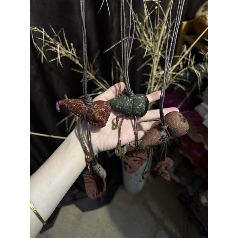 吉祥葫芦 亚麻印花服饰长配饰