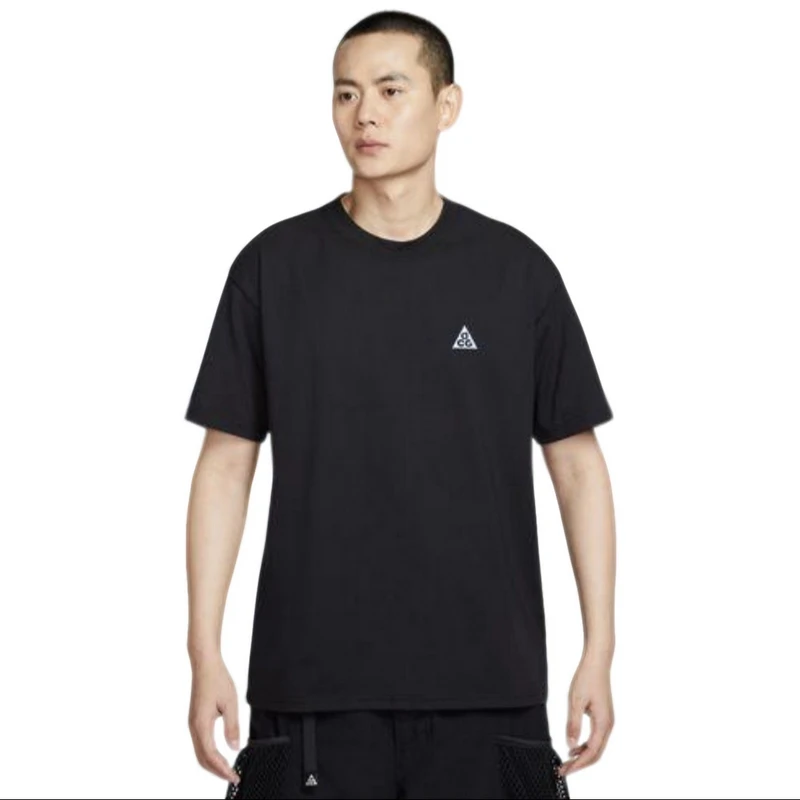 NIKE/新款男子黑色潮流舒适百搭运动休闲户外短袖T恤 IF0371-010