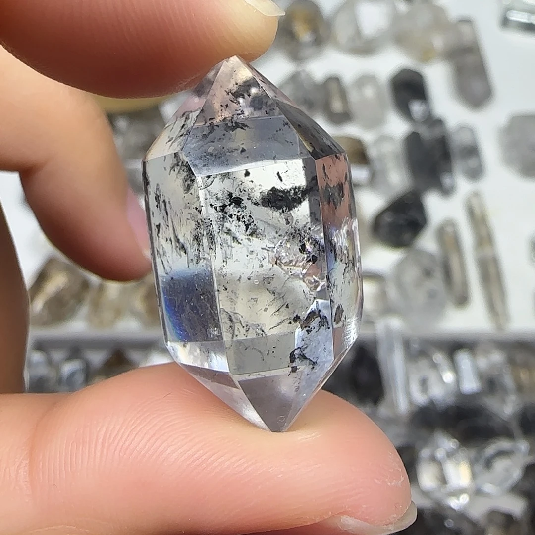 水晶未镶嵌珠宝半成品闪灵双尖随形