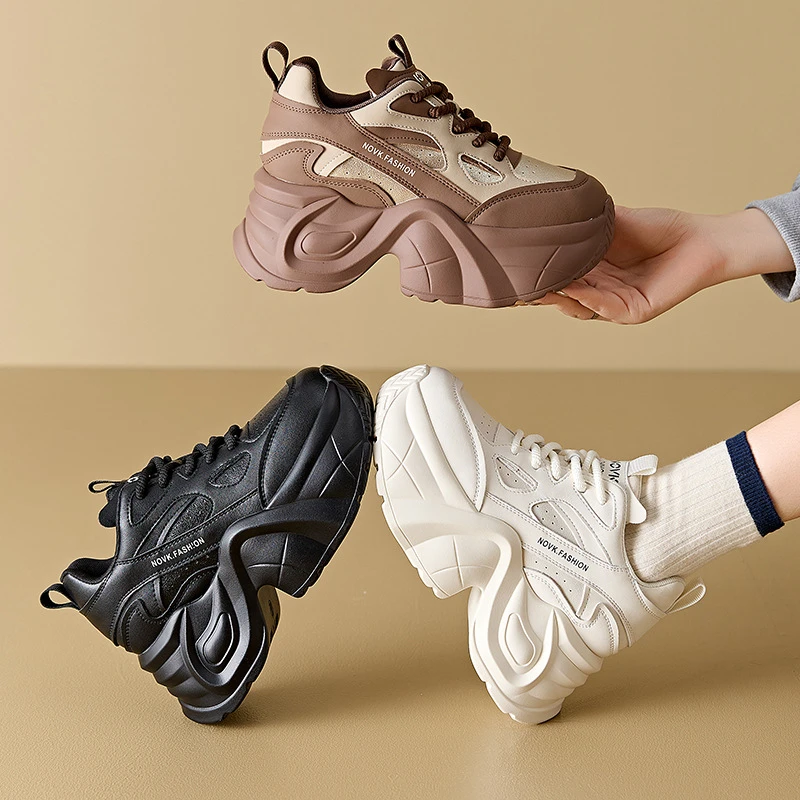 时尚厚底运动女鞋秋冬季新款高级感休闲内增高老爹鞋子女百搭