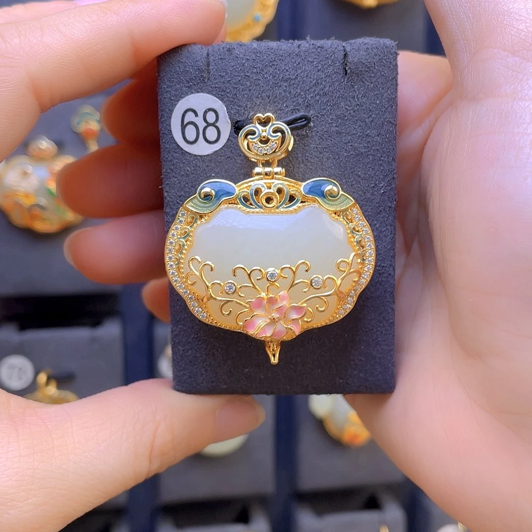 和田玉颈饰银S925镀金镶嵌