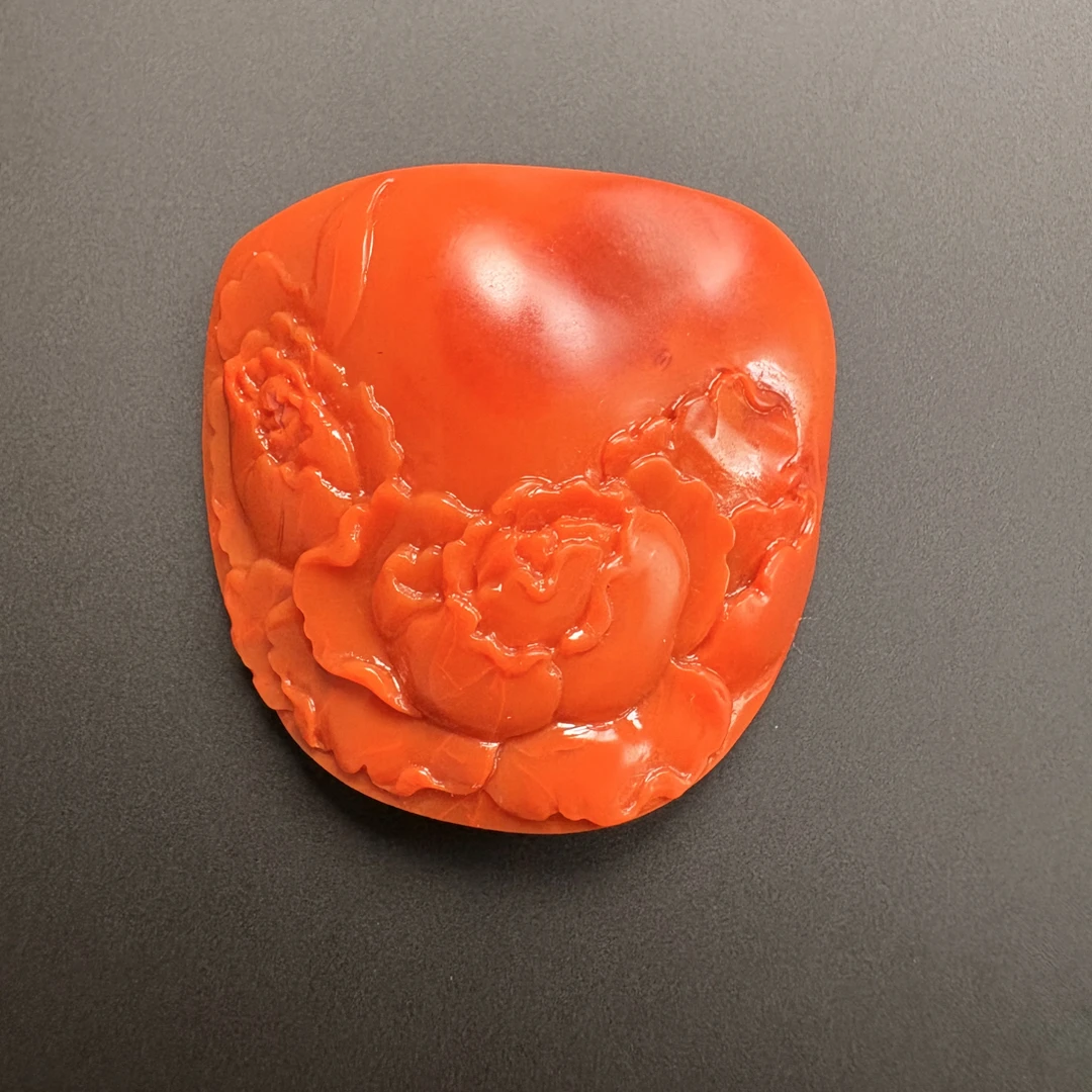 天然原矿南红玛瑙花开富贵牡丹花