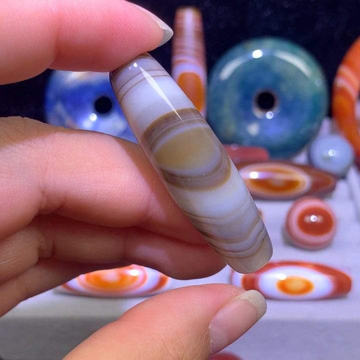 未镶嵌玛瑙/玉髓珠宝奇石