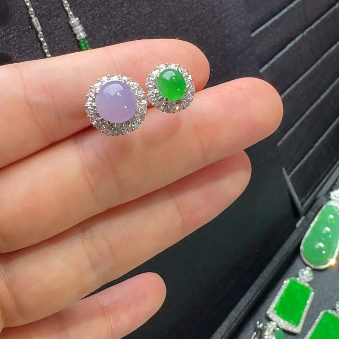 18K金镶嵌戒指翡翠