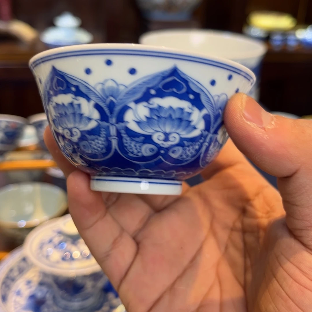 青花三兔共耳主人杯