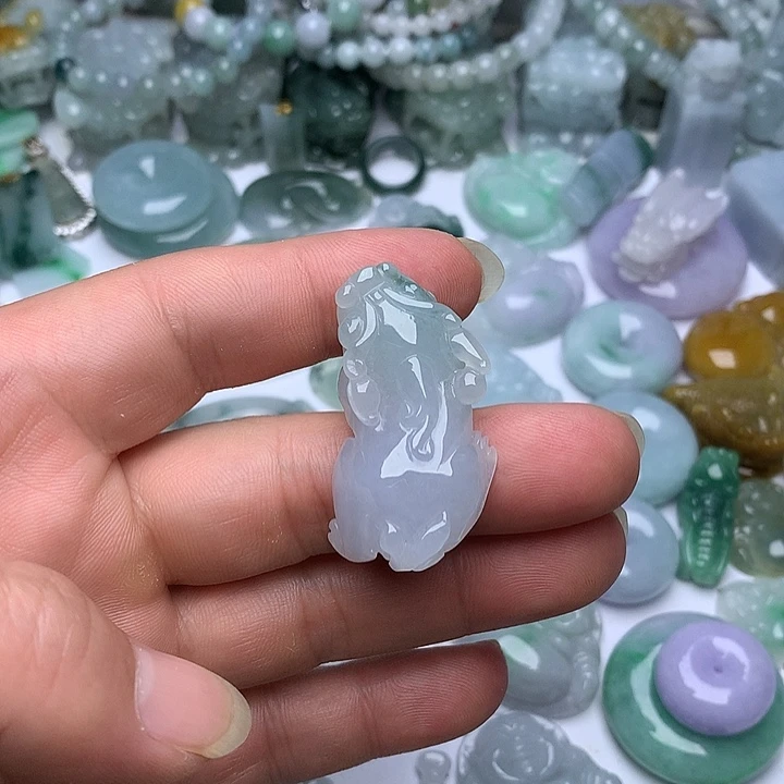 翡翠未镶嵌颈饰天然翡翠