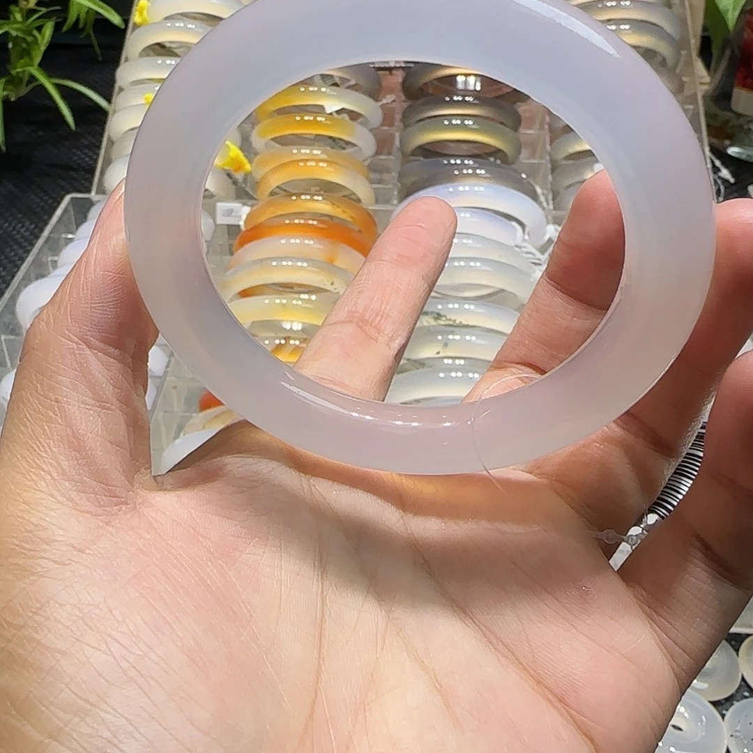 玛瑙/玉髓未镶嵌手镯圆条