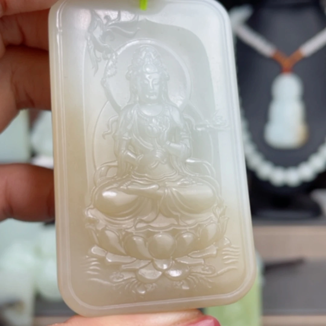 【闪购商品】颈饰未镶嵌和田玉