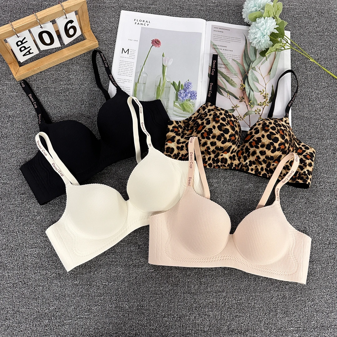 升级款大地雷小胸聚拢内衣女平胸专用显大无钢圈不空杯少女文胸罩