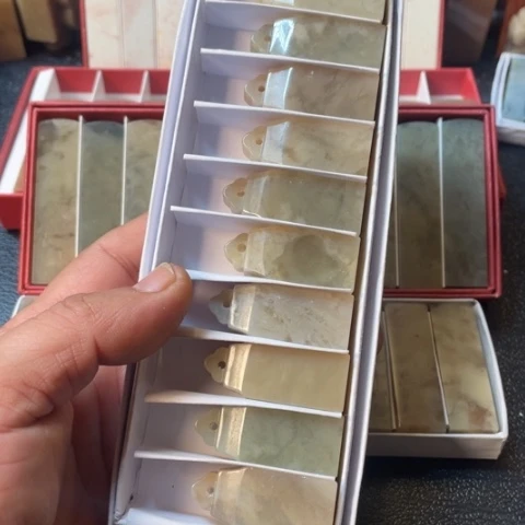 伊犁石印石玉***?1.5如意一组十枚