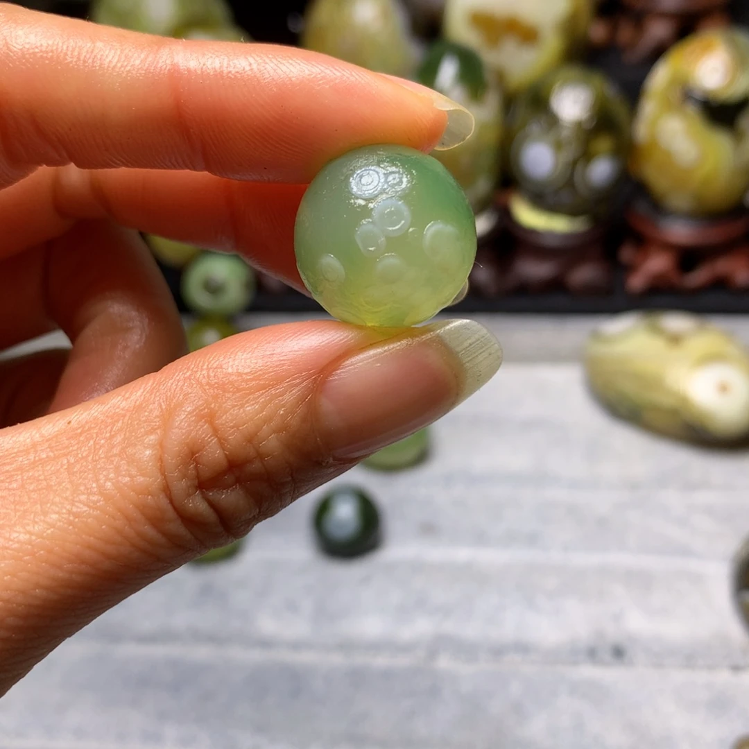 玛瑙/玉髓裸石未镶嵌最****树