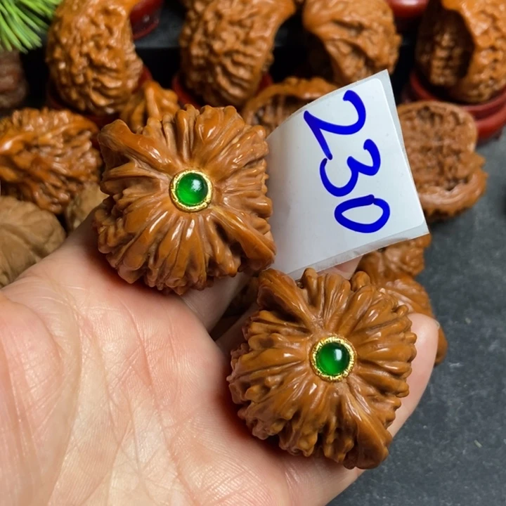 把件文玩核桃狮子的230