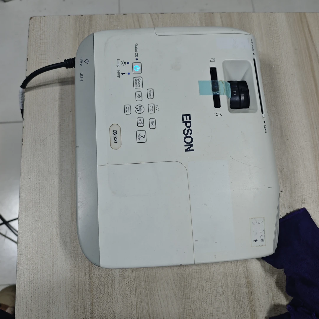 高清长焦投影仪运费到付