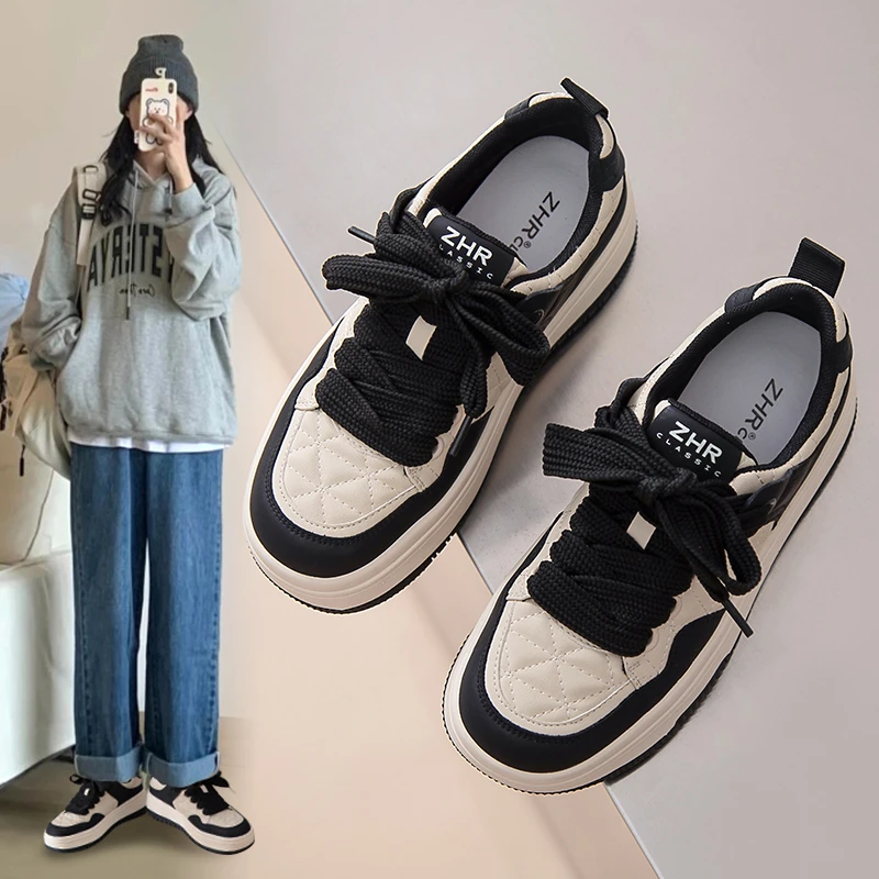 ZHR运动鞋女2024秋冬新款厚底加绒休闲增高板鞋加厚黑白女鞋