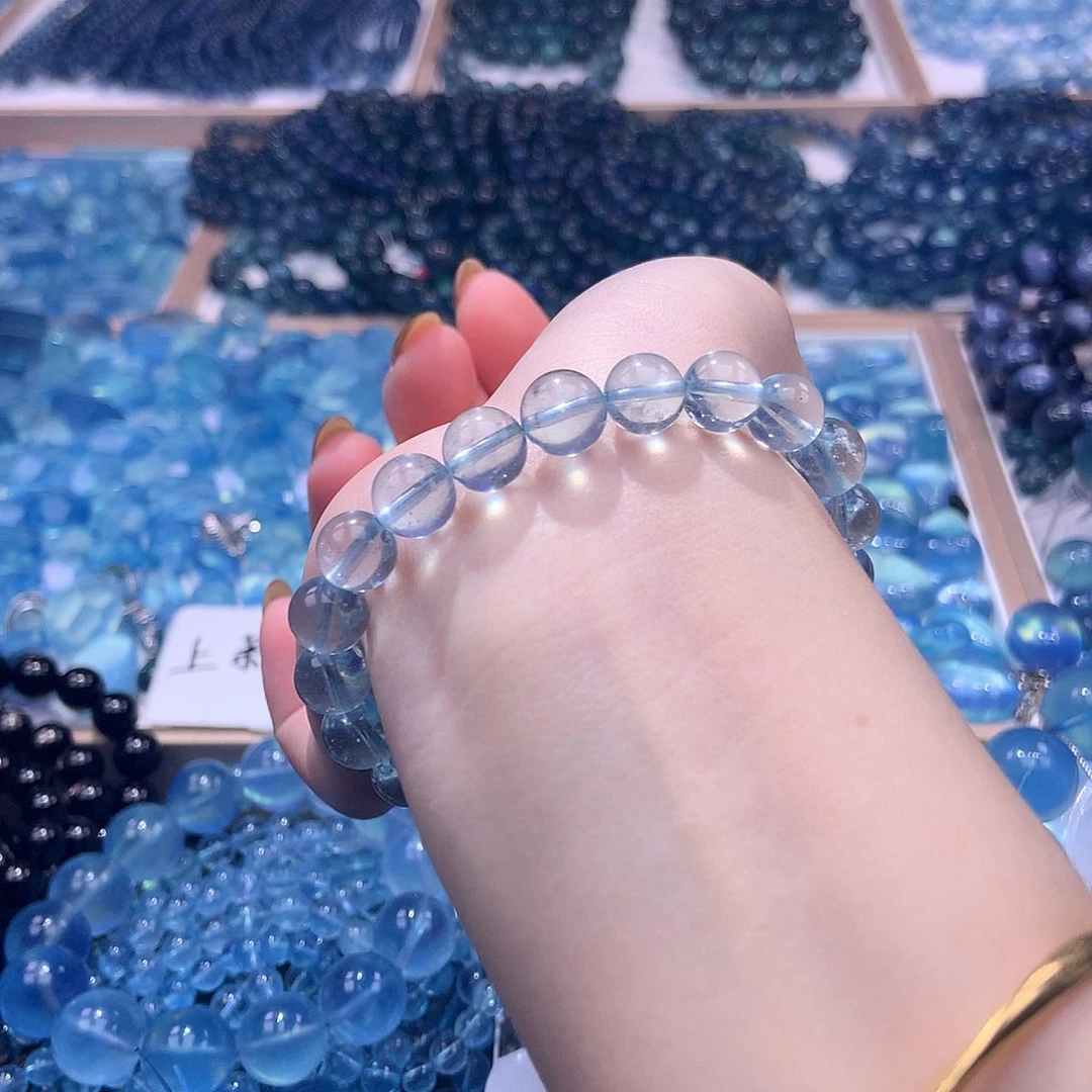 未镶嵌手串海蓝宝石浅蓝黑爆闪8m+【152元】要拍2件