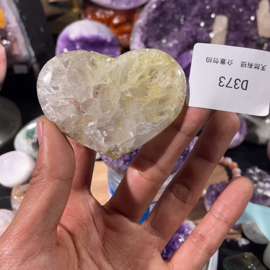 紫晶未镶嵌大型摆件（非配饰）