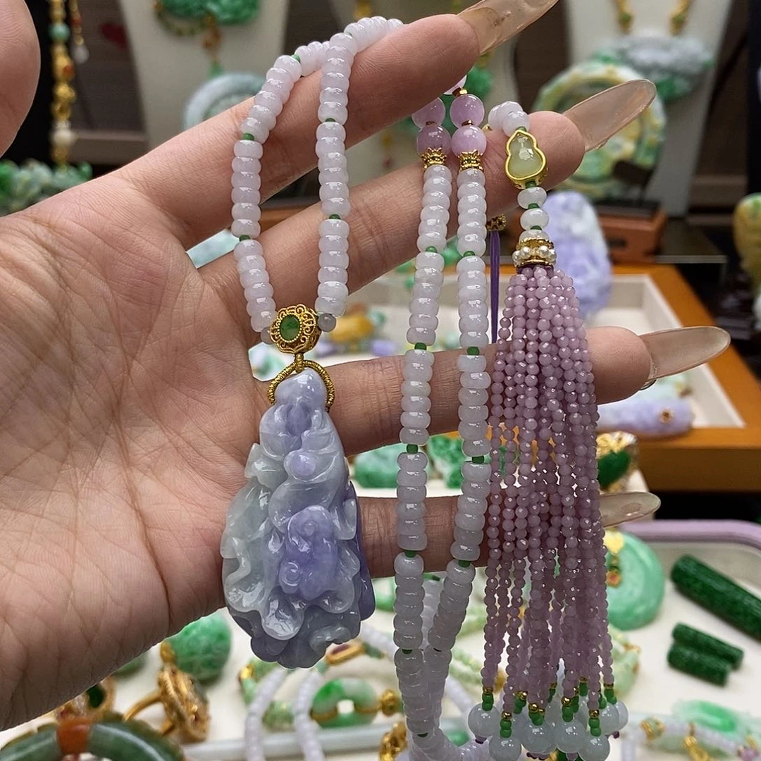 颈饰未镶嵌翡翠项链