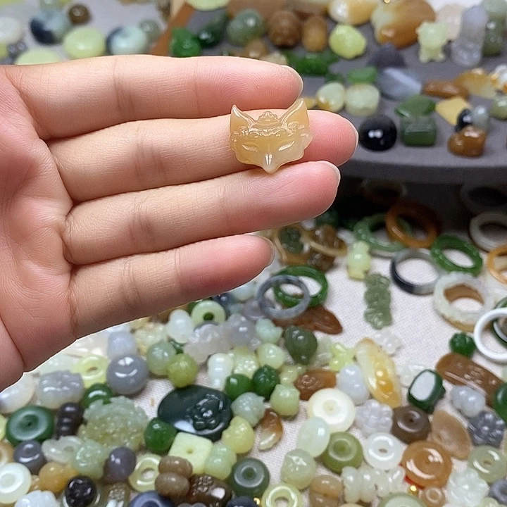 未镶嵌和田玉挂件狐狸面具