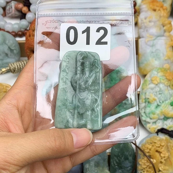 翡翠未镶嵌颈饰z****a翡翠