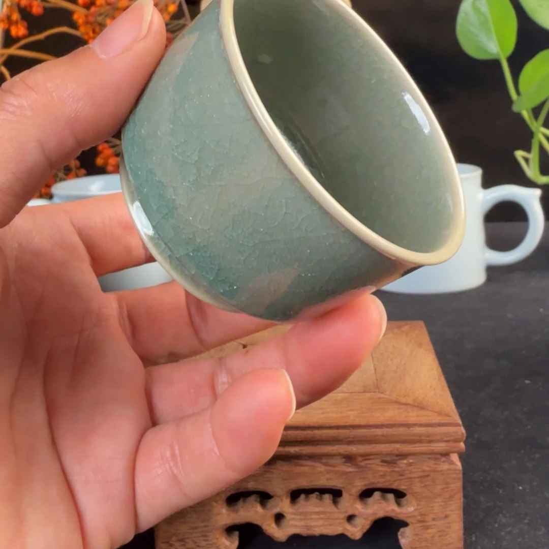 摆件陶汝瓷冰花君子杯