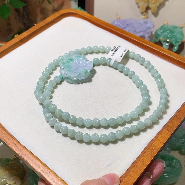 翡翠未镶嵌颈饰翡翠吊坠