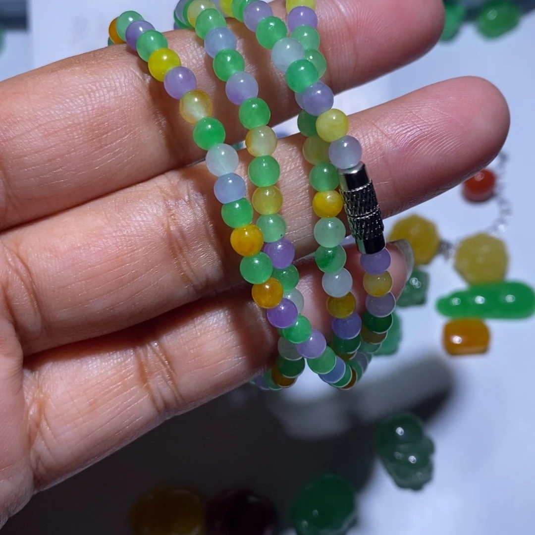 颈饰未镶嵌翡翠奥*奥