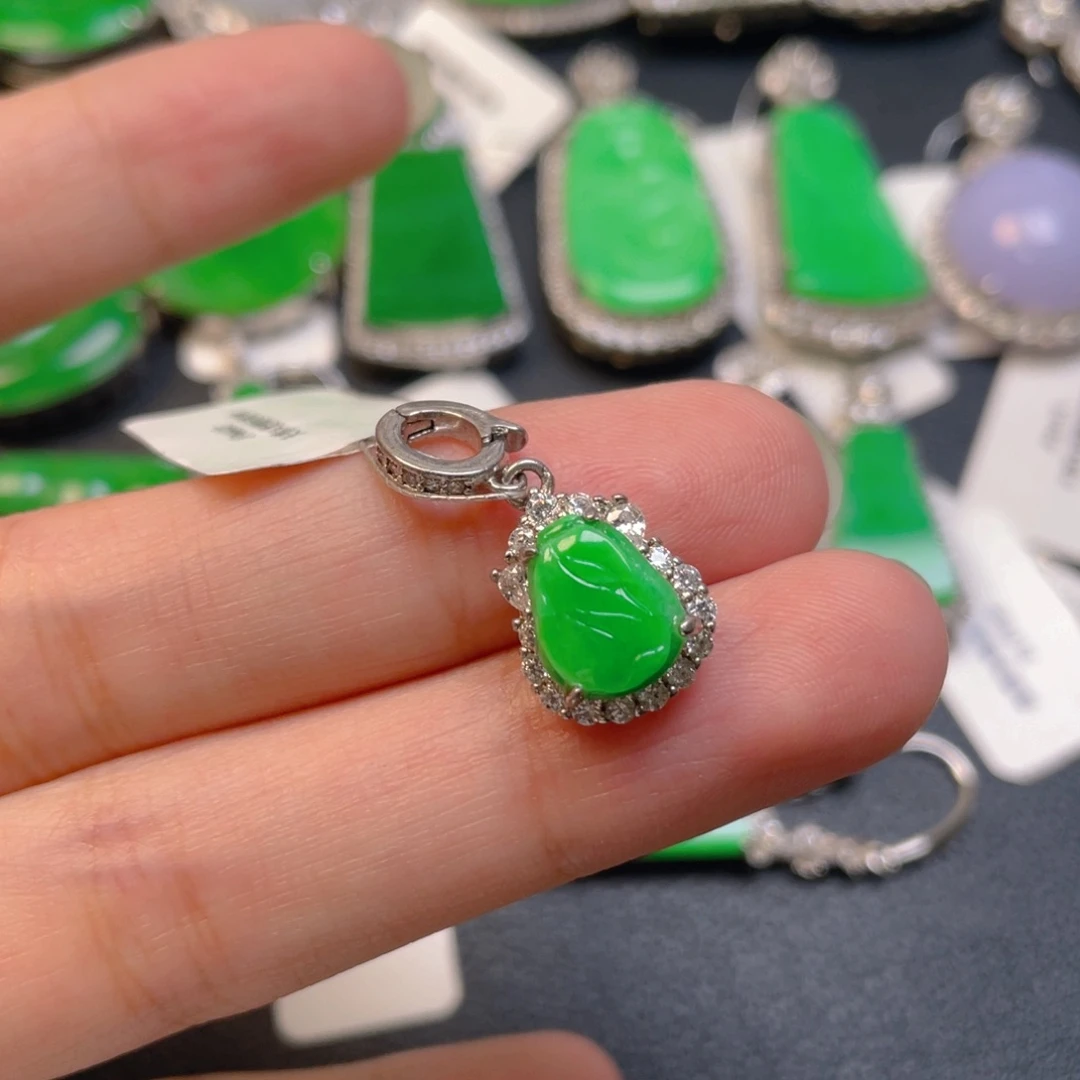 翡翠银S925镶嵌颈饰