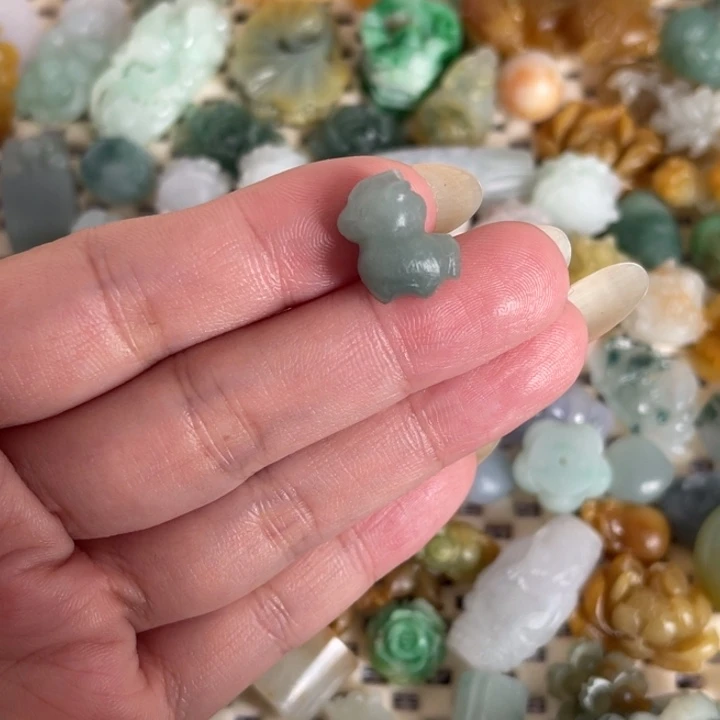 定制翡翠未镶嵌翡翠