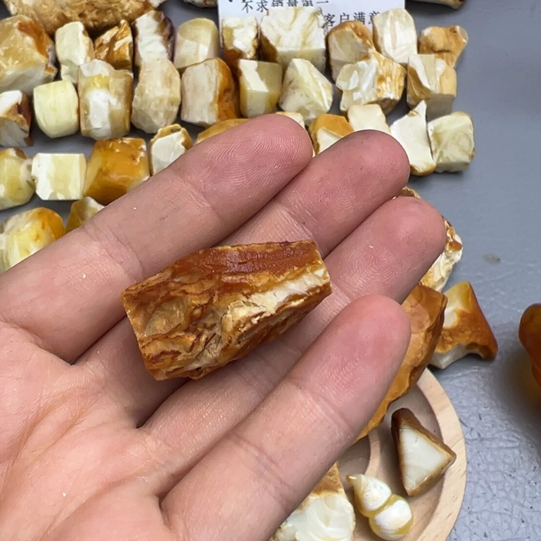 超***白定制琥珀未镶嵌蜜蜡