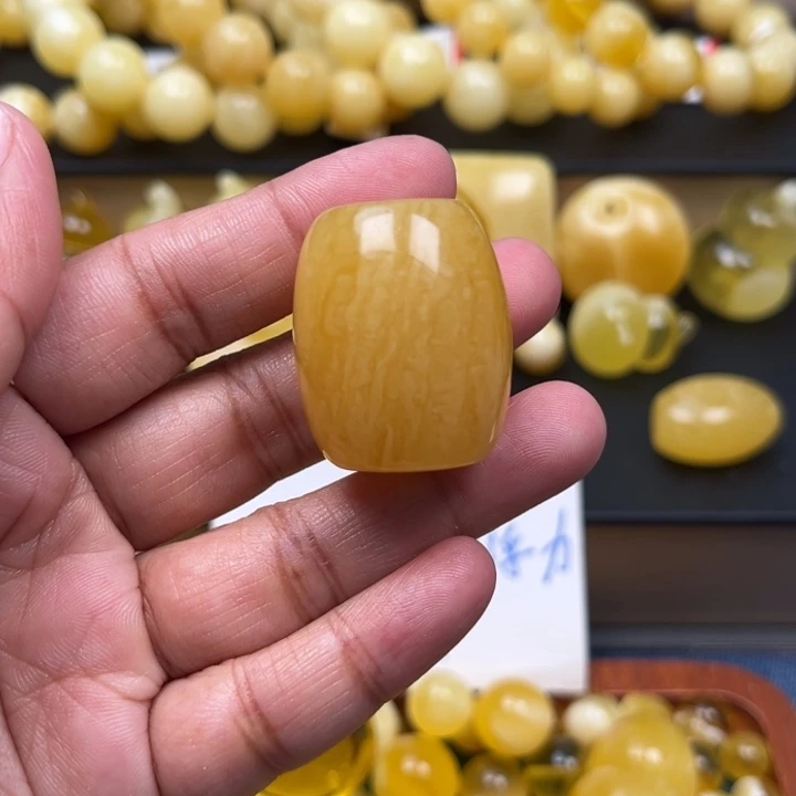 琥珀未镶嵌珠宝奇石M64号妖花