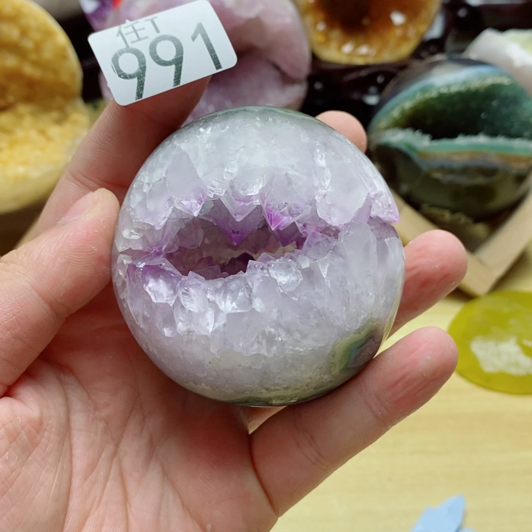 未镶嵌水晶大型摆件（非配饰）