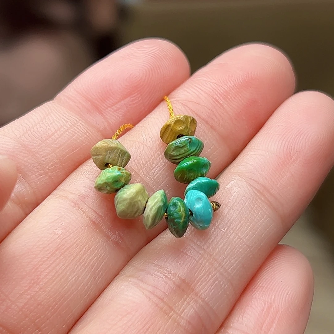 绿松石未镶嵌珠宝奇石