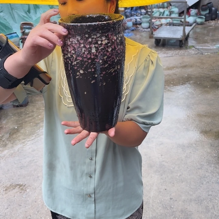 口14高26瑕疵一个盆子。