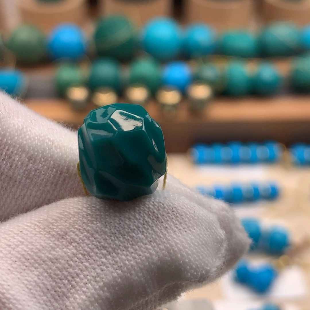 绿松石未镶嵌绿松石11.8m