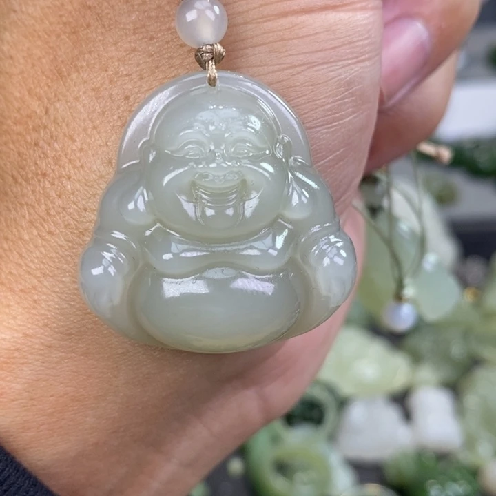 和田玉颈饰未镶嵌