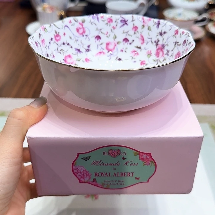 瓷片杯子杯子杯子水杯杯子水杯