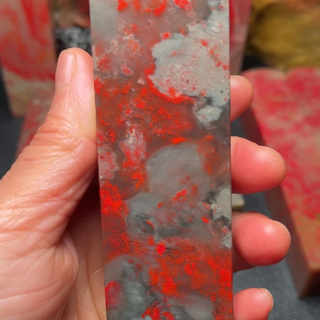 昌化石昌化鸡血石