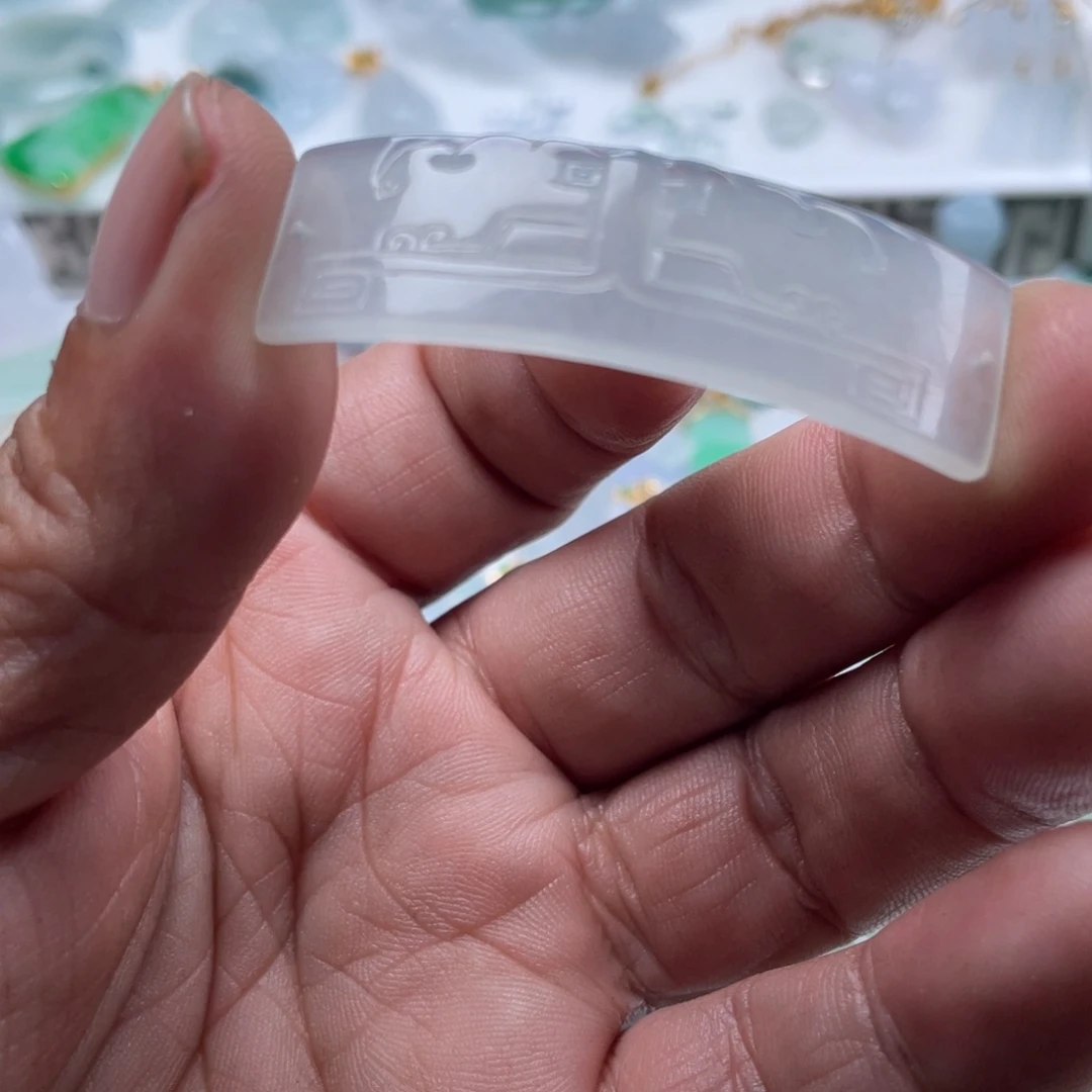 翡翠未镶嵌颈饰翡翠冰仿古手牌