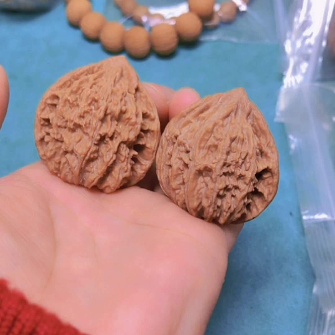 【闪购商品】摆件核桃37流星雨修尖