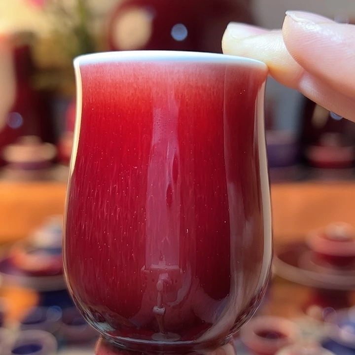 景德镇品艺轩郎红玉女杯