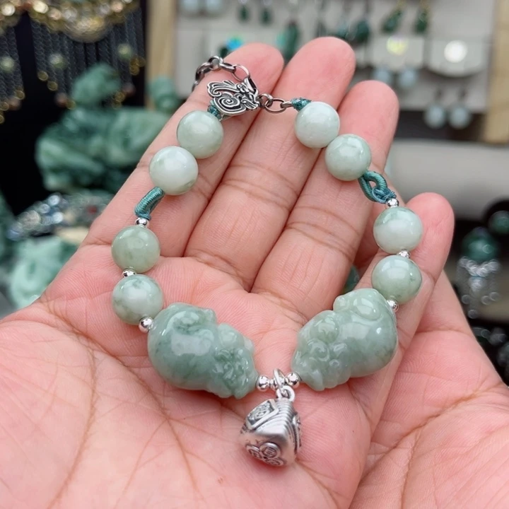 透闪石-蛇纹石玉手链未镶嵌英*姐