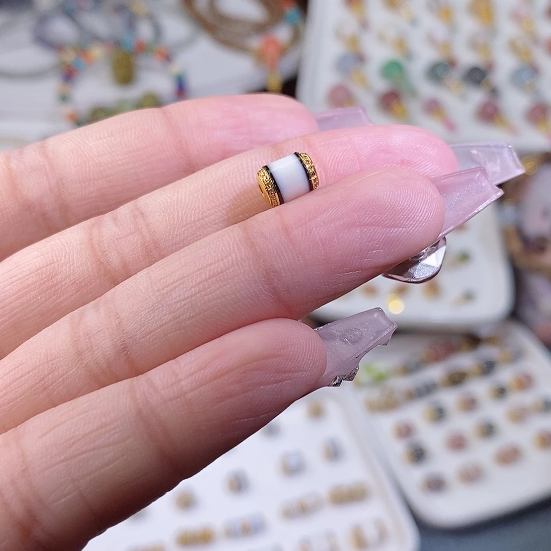 玛瑙/玉髓18K金镶嵌颈饰5.7x7.5