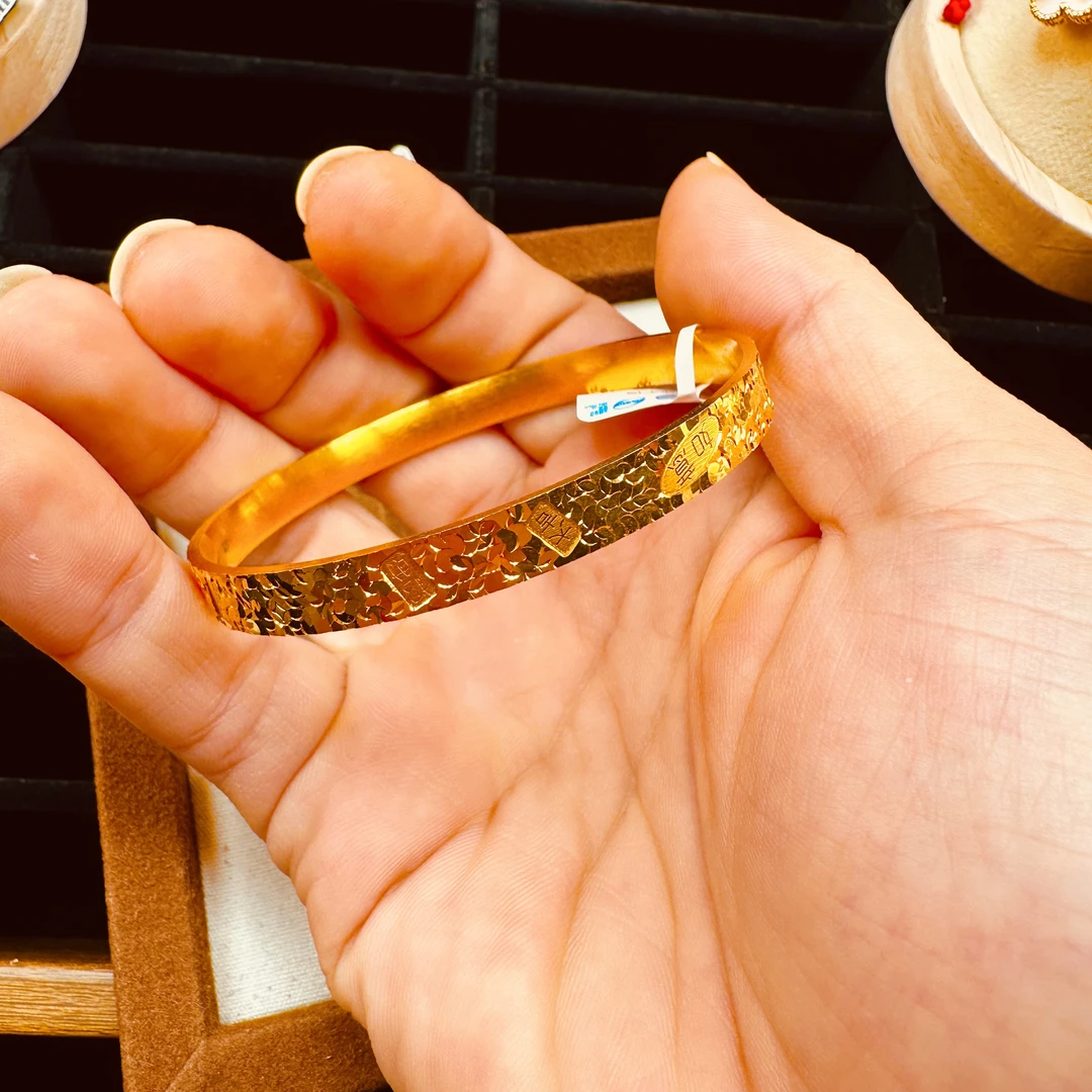 【展厅直销】 碎冰冰手镯