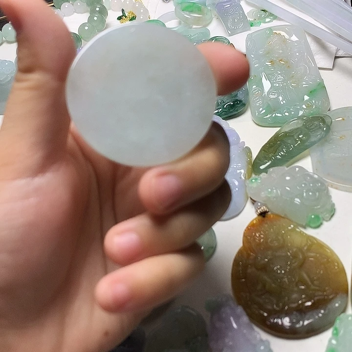 翡翠未镶嵌颈饰天然A货翡翠无事