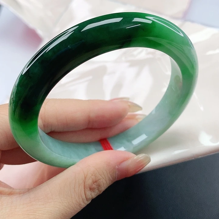 未镶嵌手镯翡翠，917