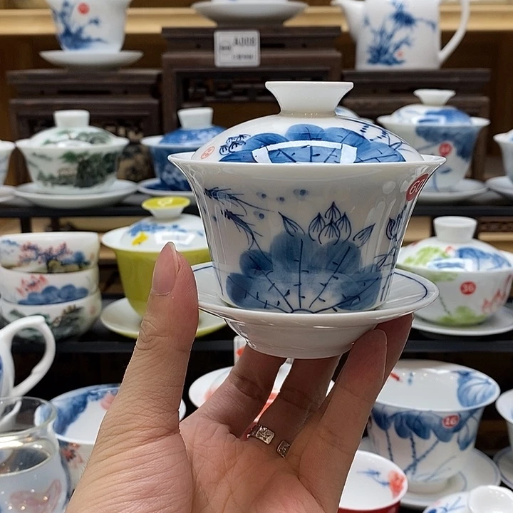 手绘马蹄荷花盖碗140cc釉下彩微瑕福利款