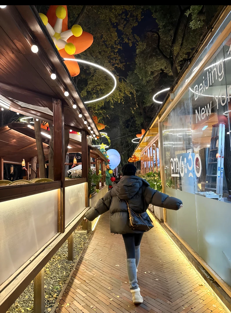 经典老花满印帆布拼牛皮饰边时尚包包(顺丰包邮)