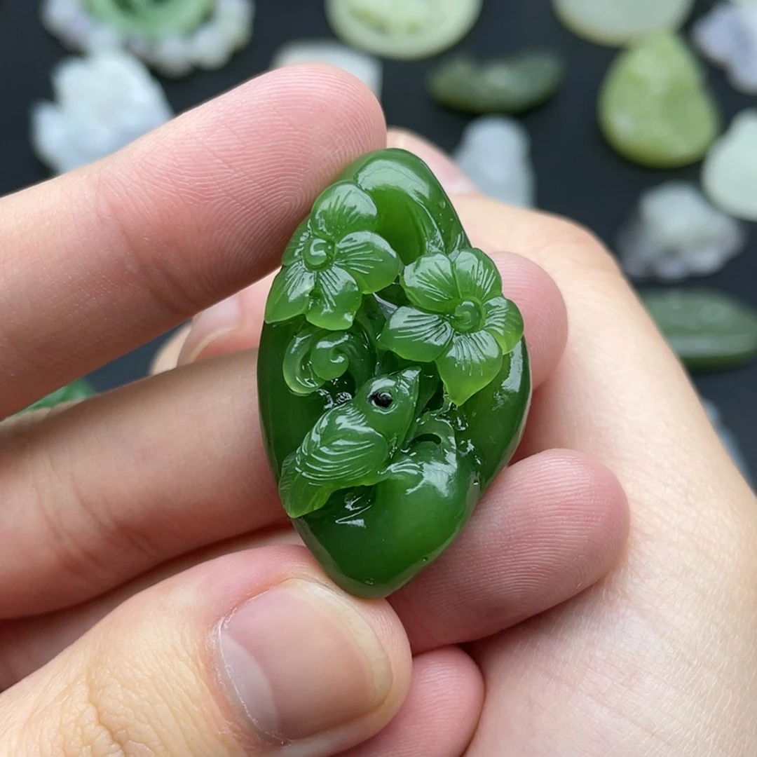 【闪购商品】颈饰未镶嵌和田玉