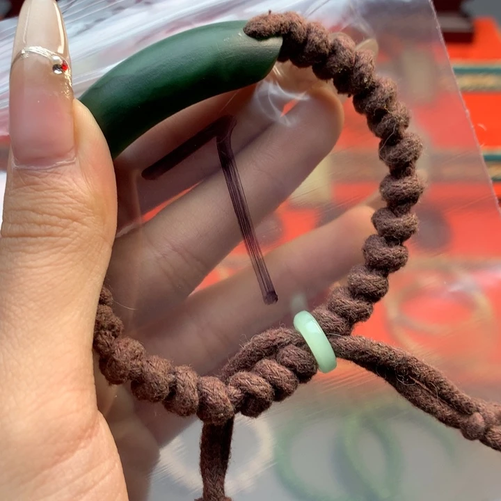 和田玉（糖玉）颈饰未镶嵌