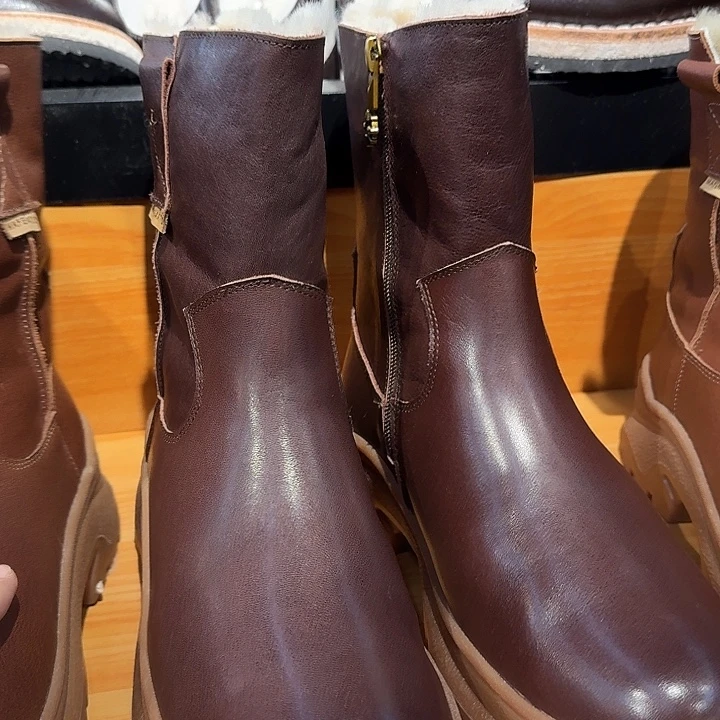 38码女士羊毛靴子